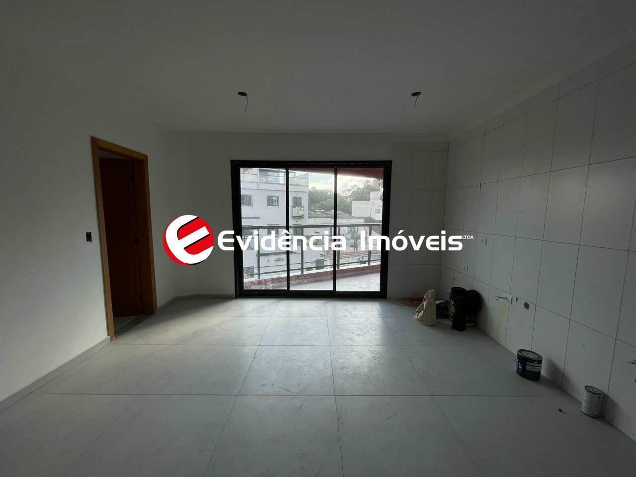 Cobertura à venda no Vila Guiomar: sala / cozinha