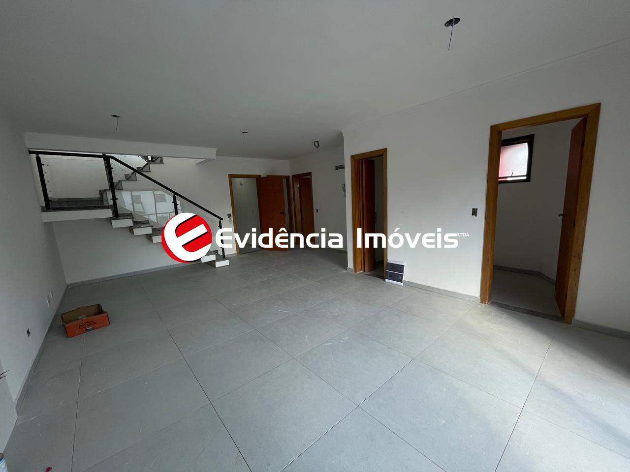Cobertura à venda no Vila Guiomar: sala / cozinha