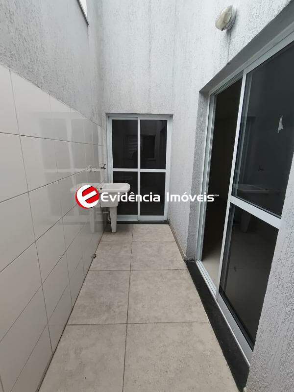 Apartamento à venda no Vila Valparaíso: área de serviço