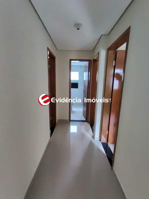 Apartamento à venda no Vila Valparaíso: corredor