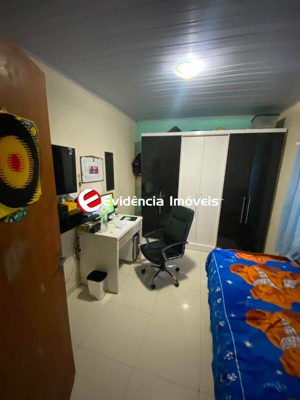 Sobrado à venda no Vila Scarpelli: 