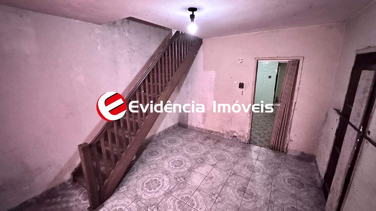 Terreno à venda no Vila Valparaíso: 
