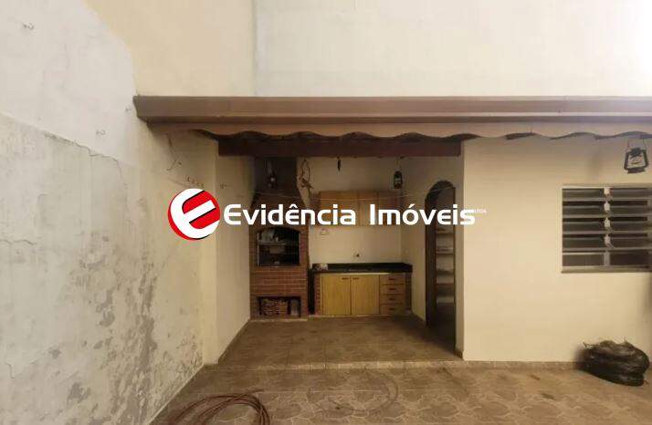 Sobrado à venda no Vila Scarpelli: 