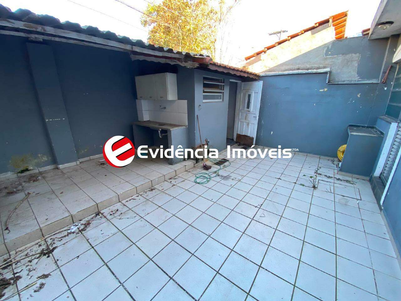 Sobrado à venda no Pinheirinho: 