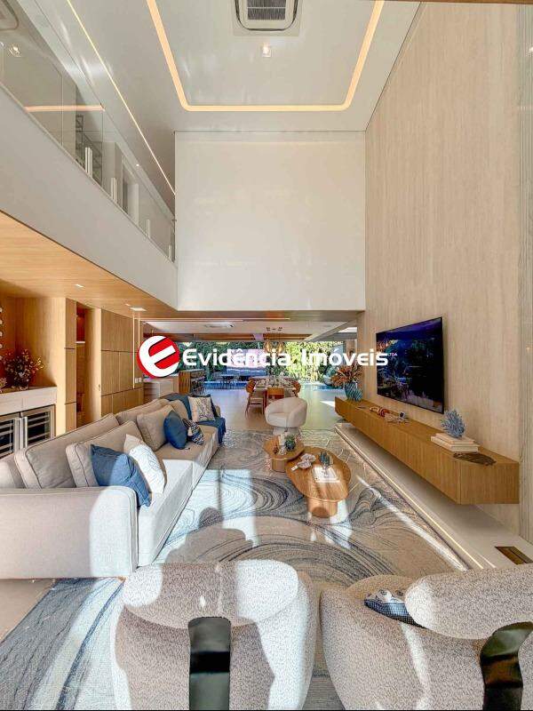 Casa à venda no Riviera: 