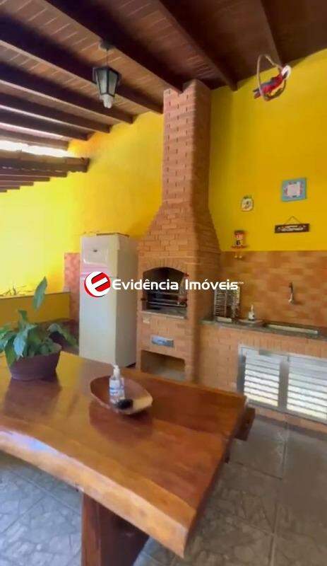 Sobrado à venda no Vila Humaitá: 