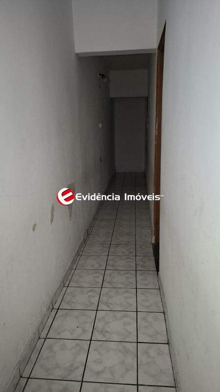 Casa à venda no Montanhão: 
