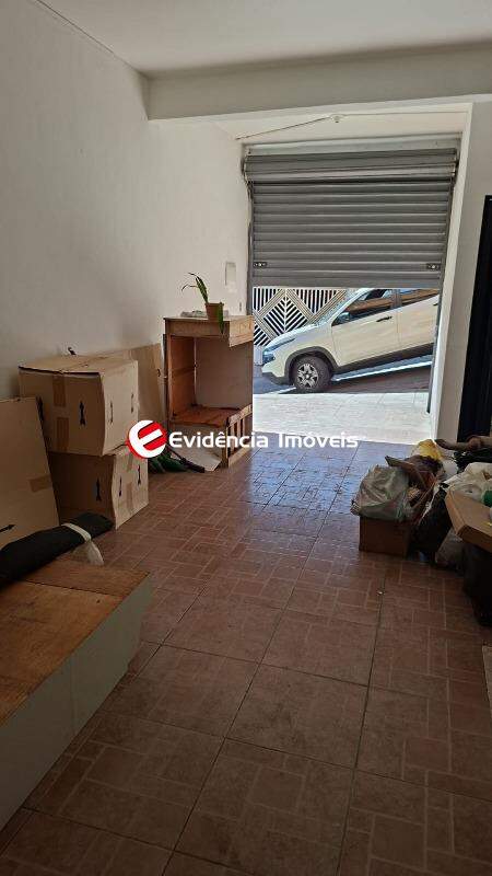 Casa à venda no Montanhão: 