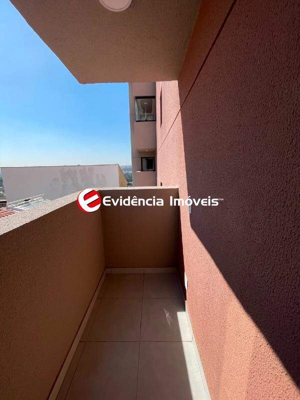 Apartamento para aluguel no Campestre: sacada sala