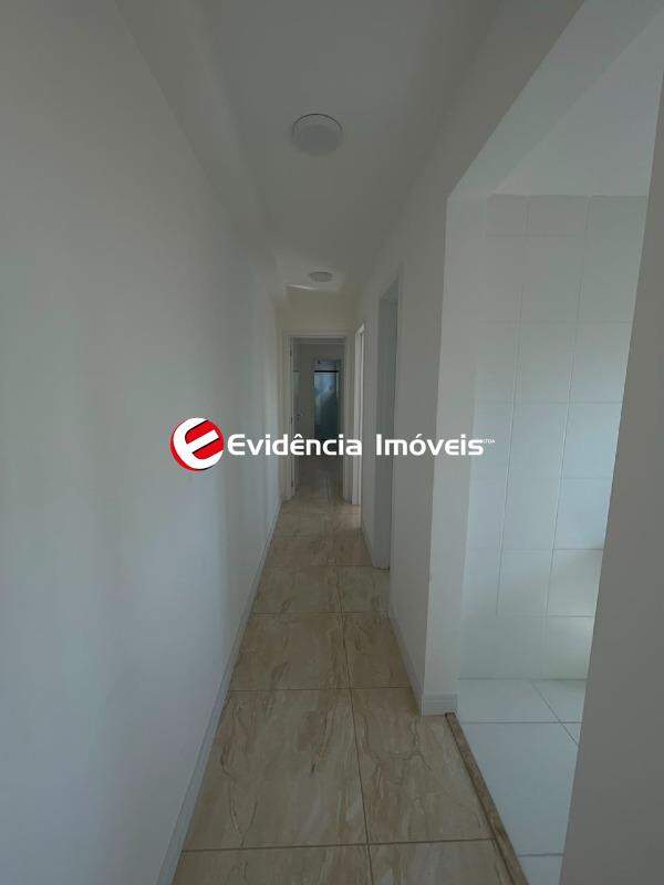 Apartamento para aluguel no Campestre: corredor