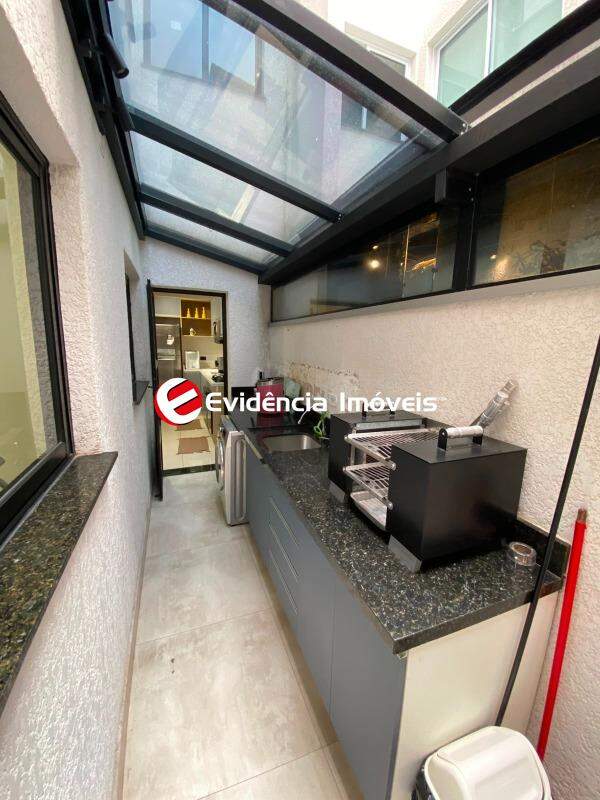 Apartamento à venda no Paraíso: 