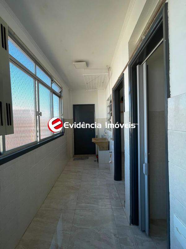 Apartamento para aluguel no Centro: 