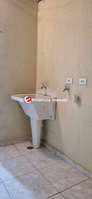 Apartamento para aluguel no Vila Camilópolis: 