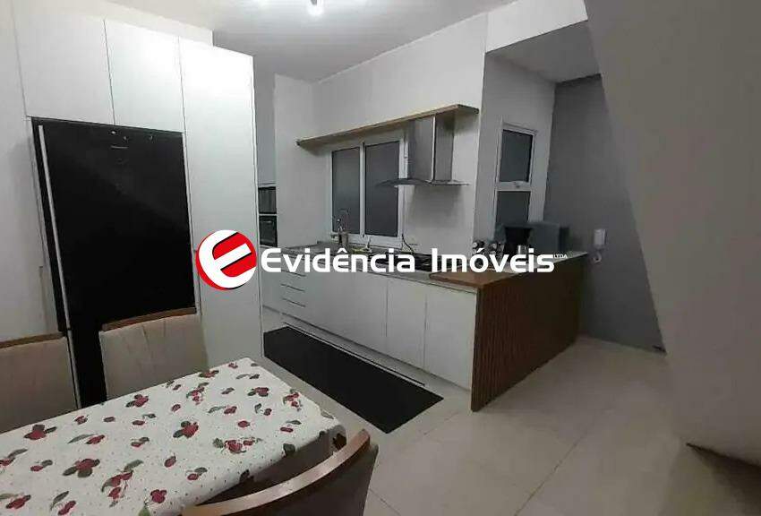 Cobertura à venda no Vila Scarpelli: 