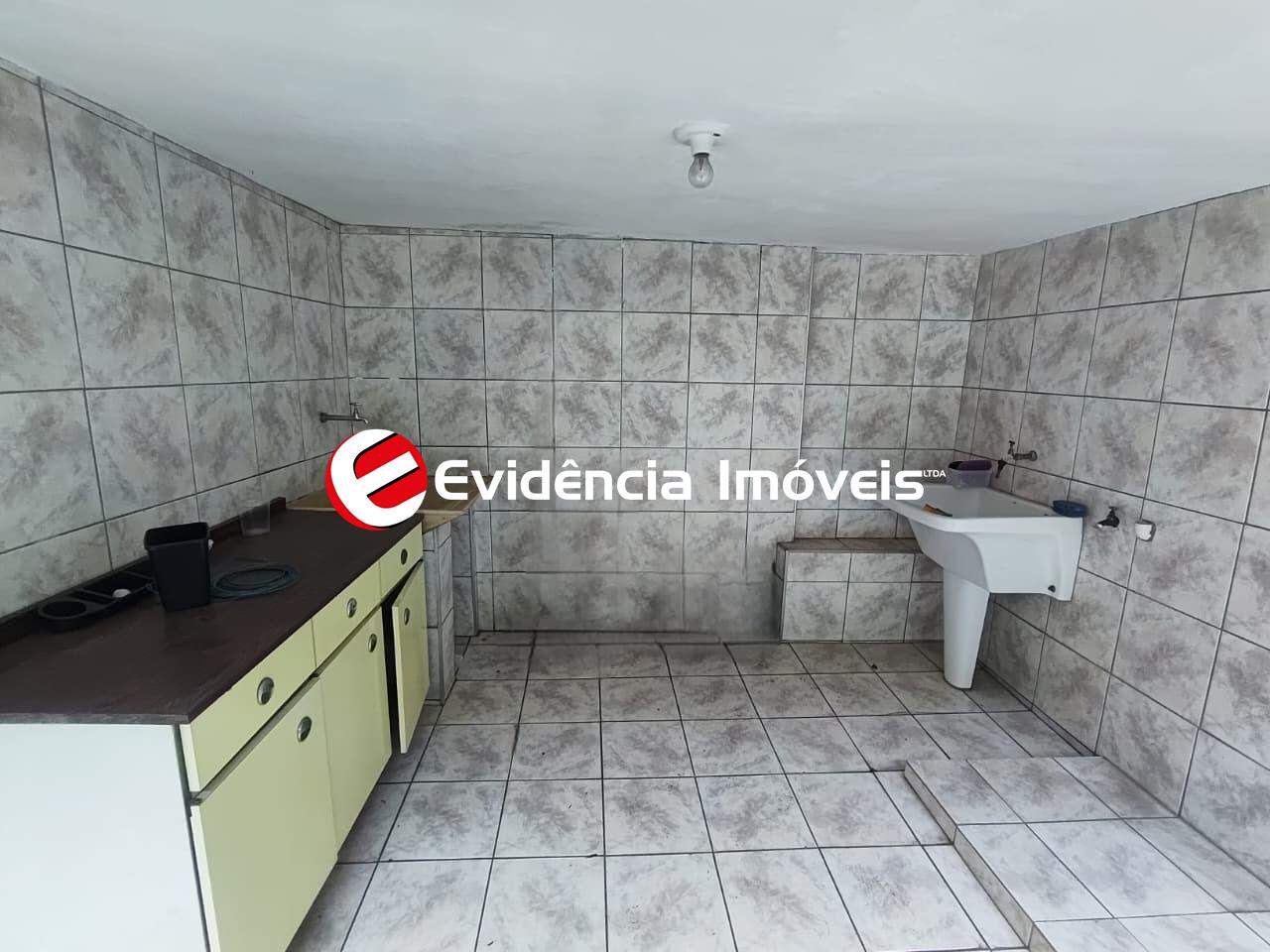 Casa para aluguel no Vila Linda: área de serviço