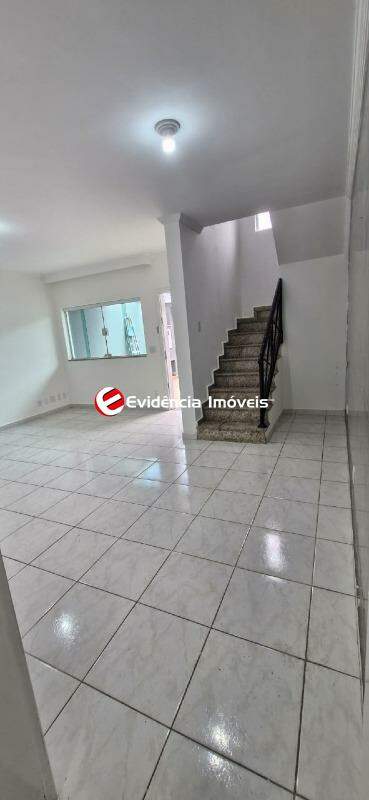 Sobrado à venda no Vila Homero Thon: 