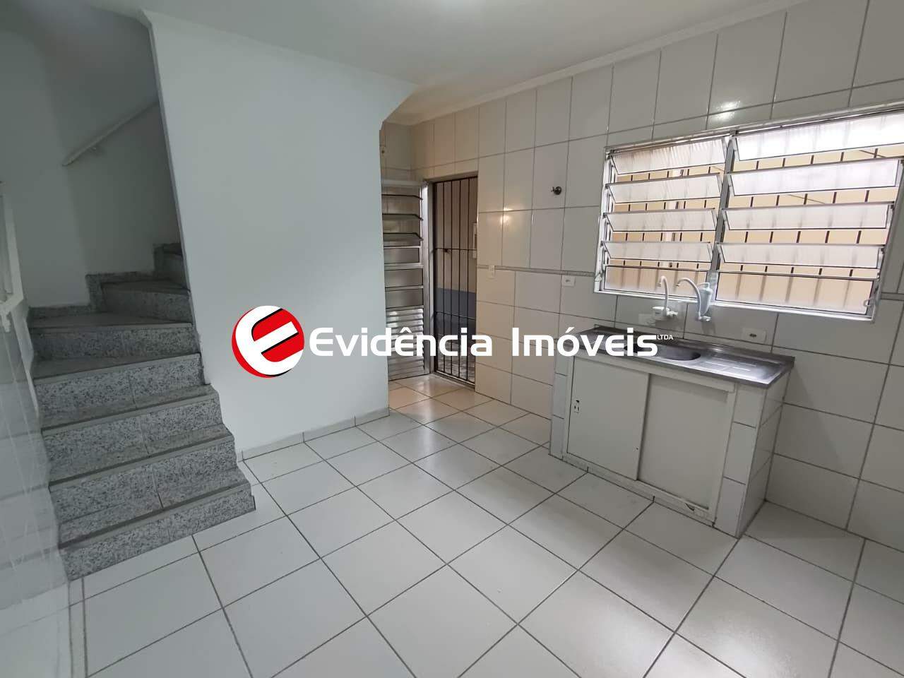 Sobrado para aluguel no Taboão: 