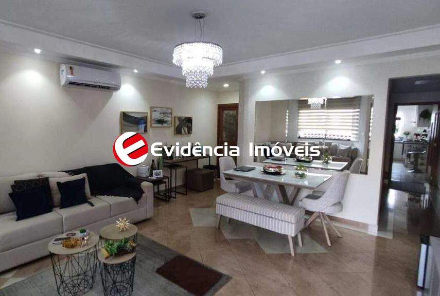 Sobrado à venda no Vila Floresta: 