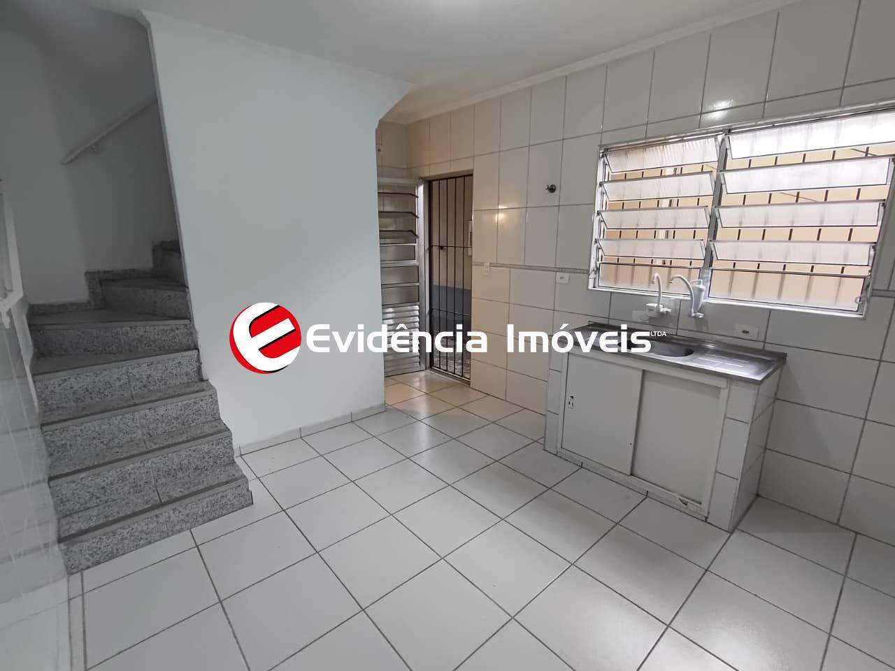 Sobrado para aluguel no Taboão: 