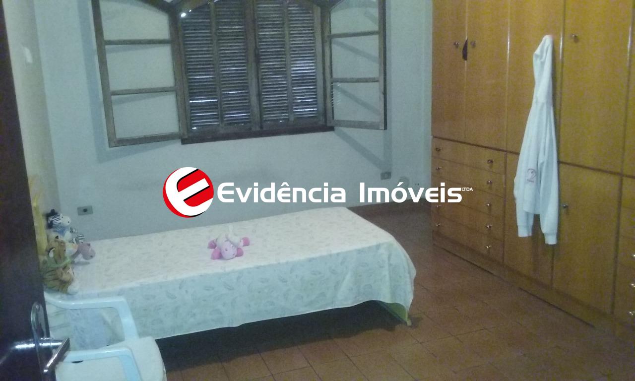 Sobrado à venda no Vila Linda: 
