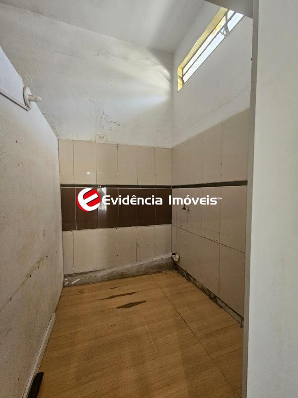 Salão à venda no Jardim Cristiane: 