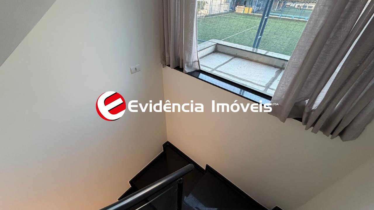 Sobrado à venda no Vila Alzira: 