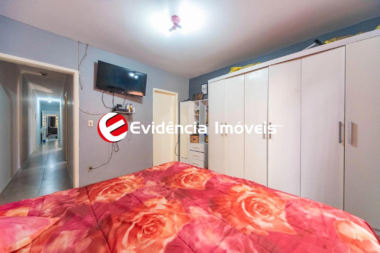 Casa à venda no Vila Guaraciaba: 