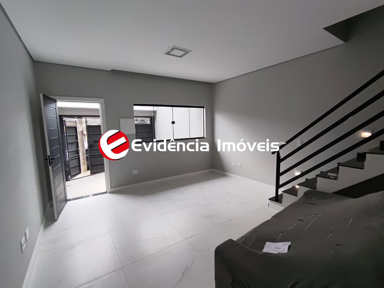 Sobrado à venda no Jardim Cristiane: 