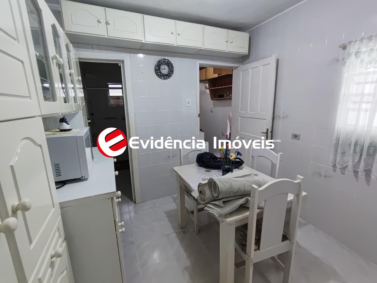 Sobrado à venda no Baeta Neves: 