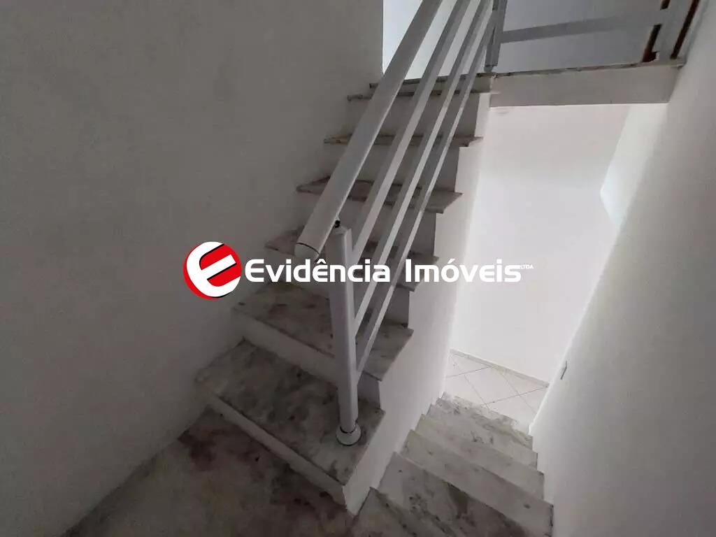 Sobrado para aluguel no Vila Linda: 