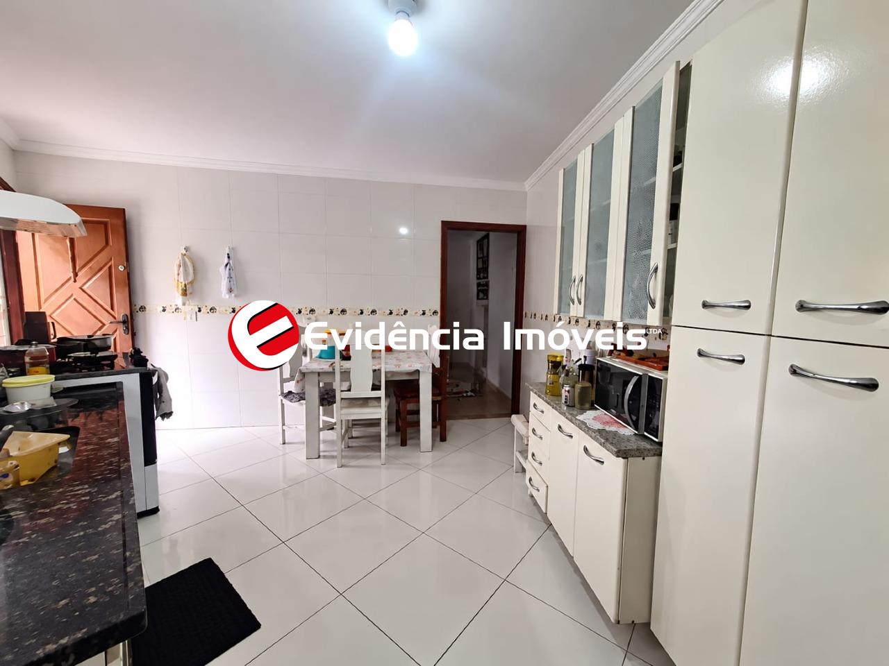 Sobrado à venda no Vila Guiomar: 