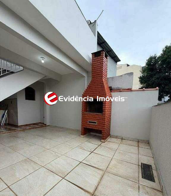 Sobrado à venda no Vila Guiomar: 