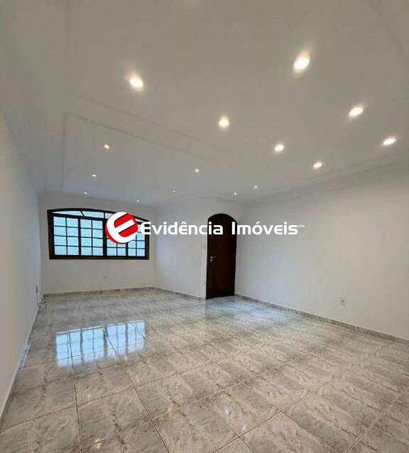 Sobrado à venda no Vila Guiomar: 