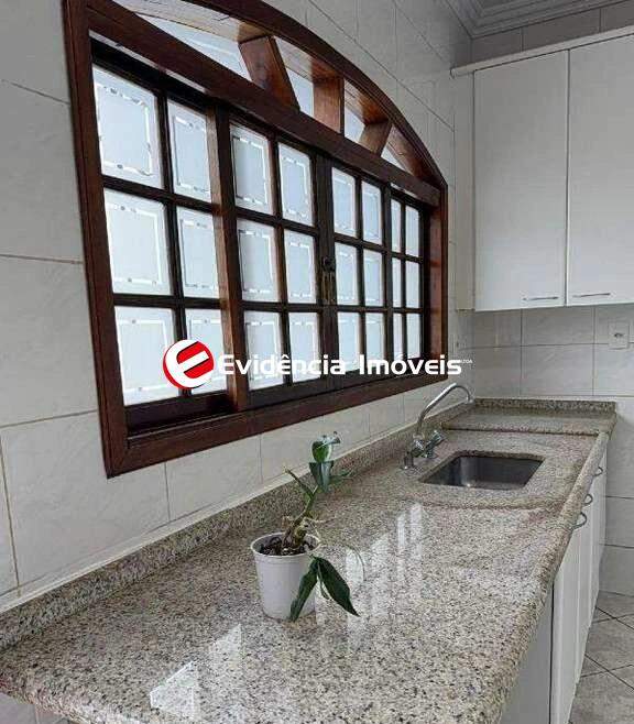 Sobrado à venda no Vila Guiomar: 