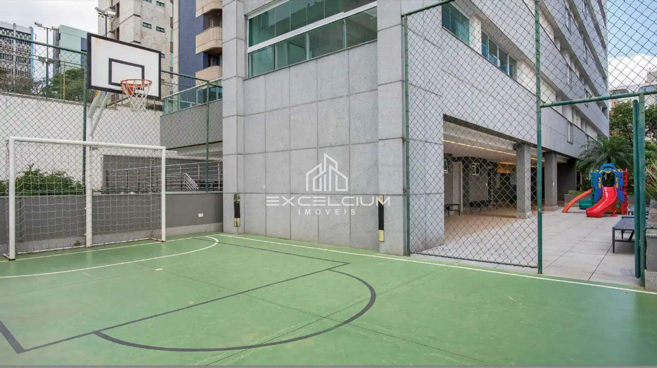 Apartamento à venda no Cruzeiro: Quadra poliesportiva