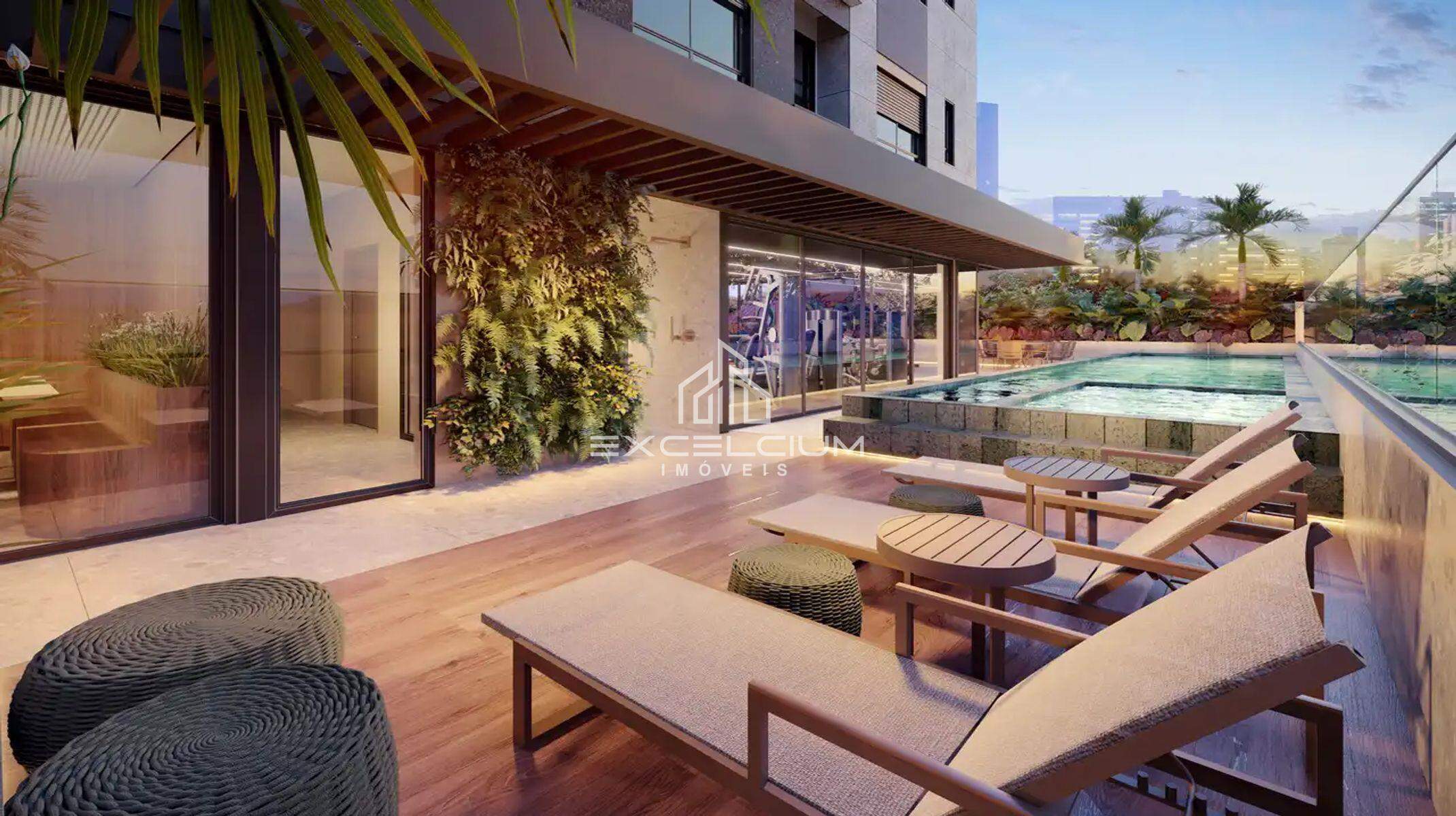 Apartamento à venda no Lourdes: Piscina com deck