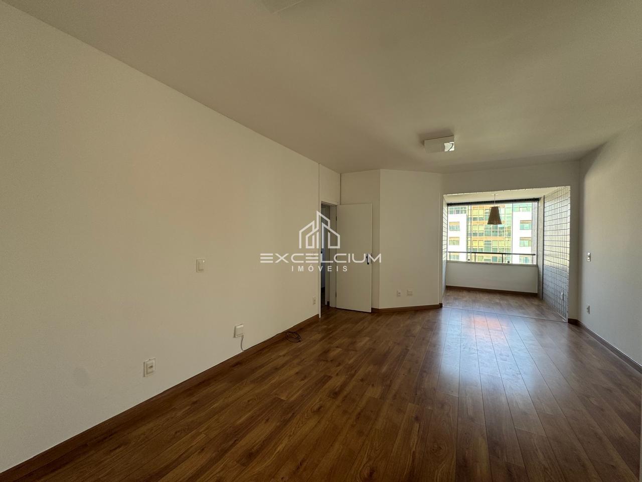 Apartamento para aluguel no Cruzeiro: 