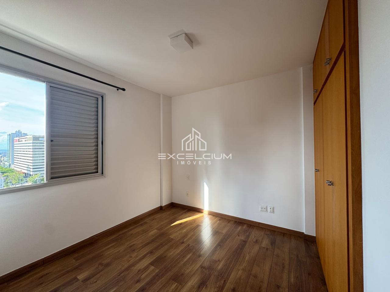 Apartamento para aluguel no Cruzeiro: 