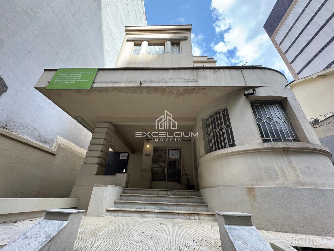 Casa para aluguel no Centro: 