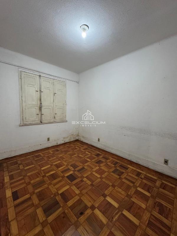 Casa à venda no Centro: 