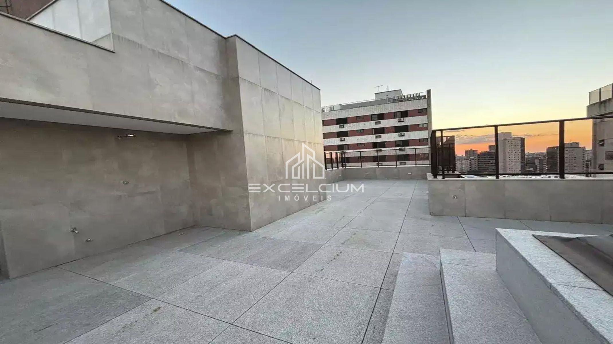 Apartamento à venda no Lourdes: 