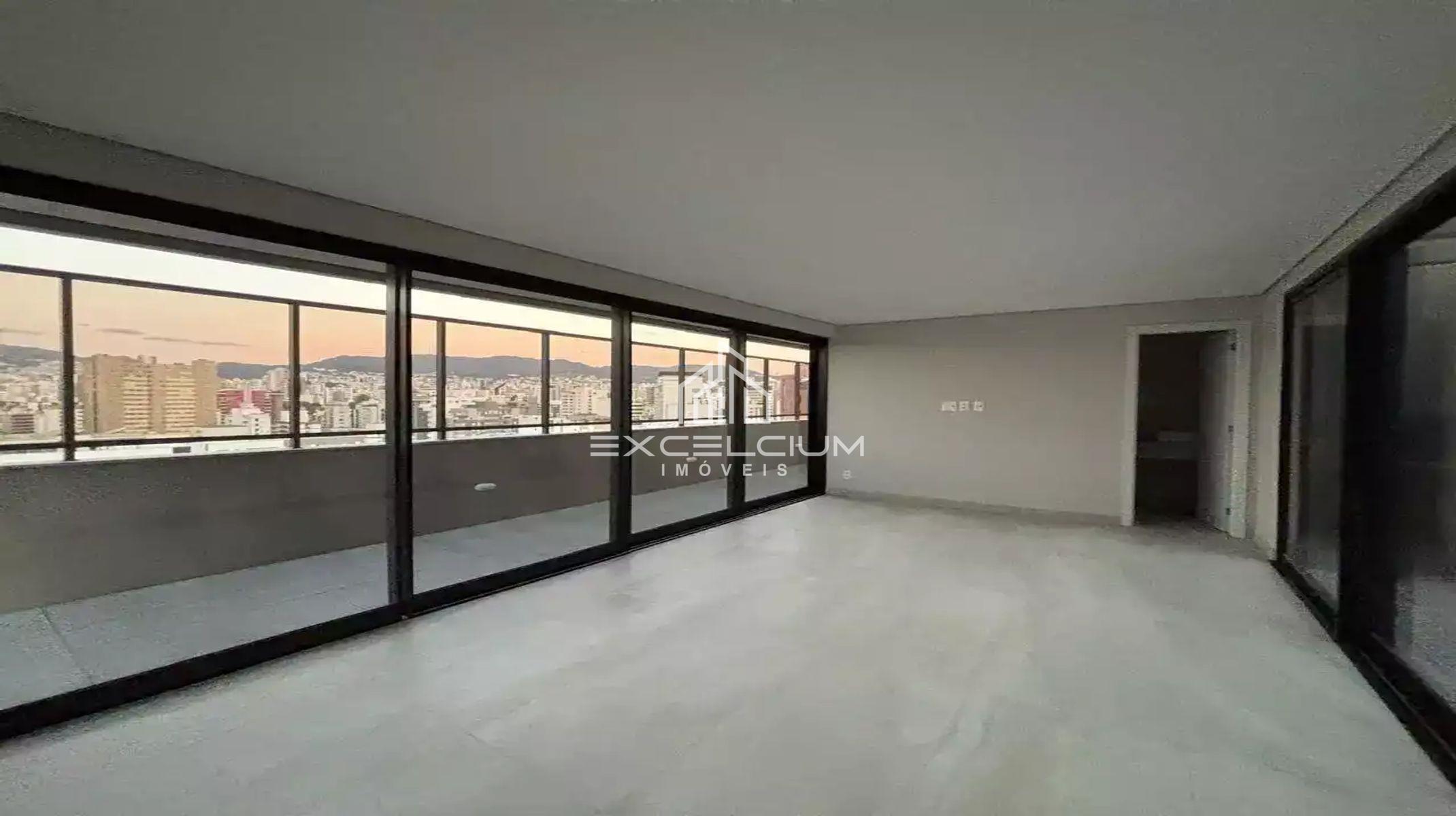 Apartamento à venda no Lourdes: 