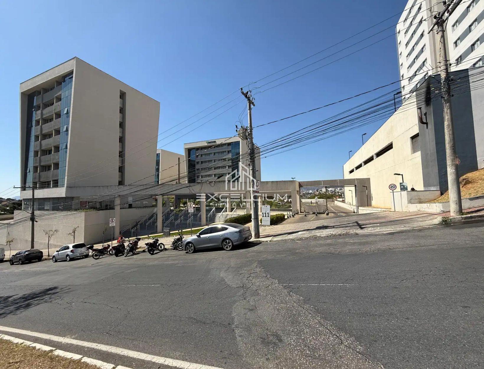 Apartamento à venda no Caiçaras: 