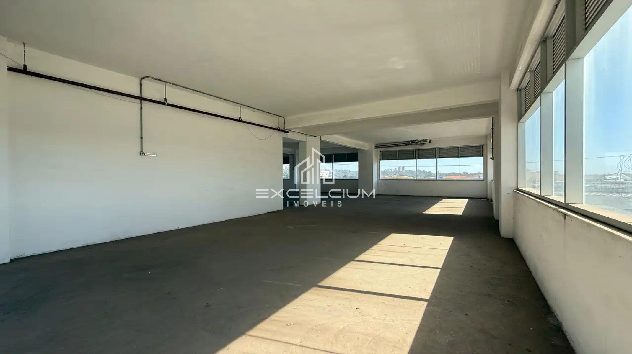 Apartamento à venda no Caiçaras: 