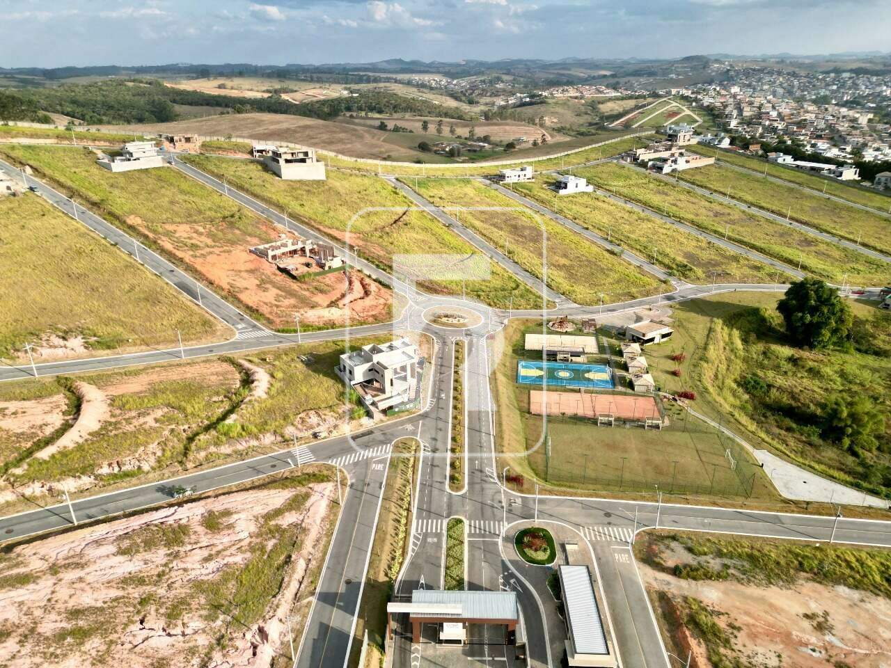 Lote à venda no Condomínio Estiva: 