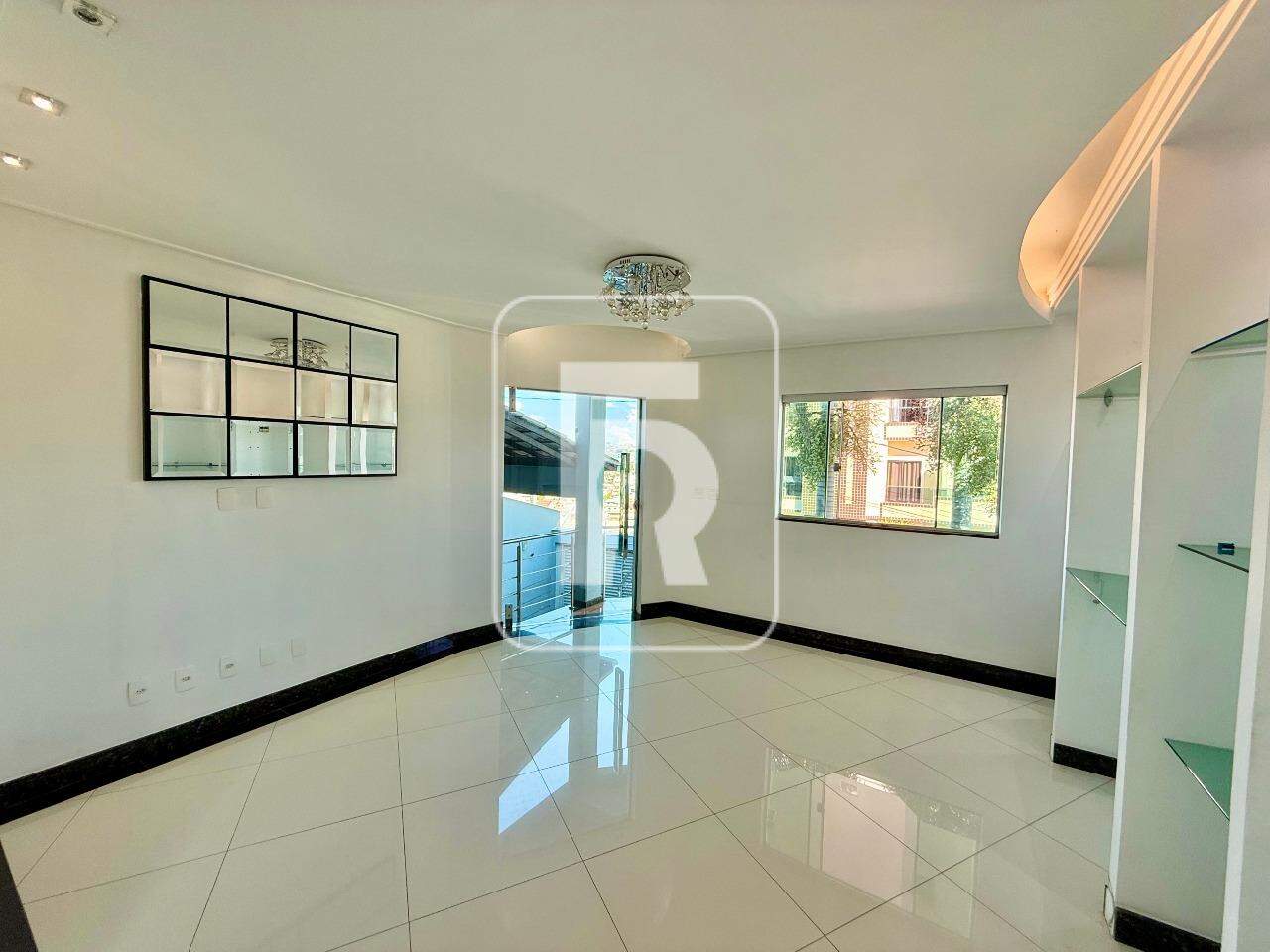 Casa à venda no Santo Agostinho: Sala TV/estar