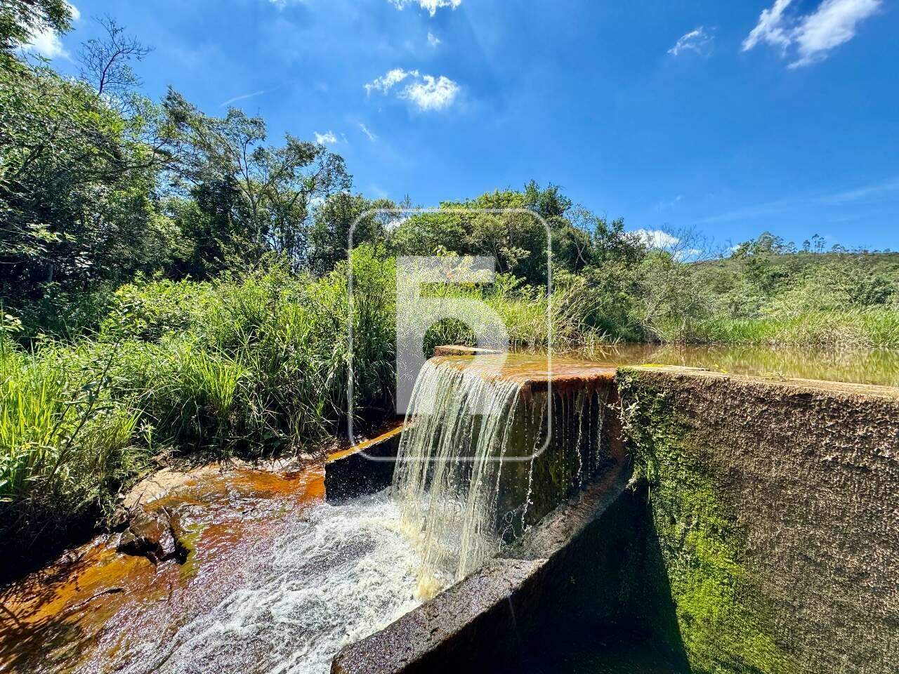 Fazenda à venda no Zona Rural de Alfredo Vasconcelos : 