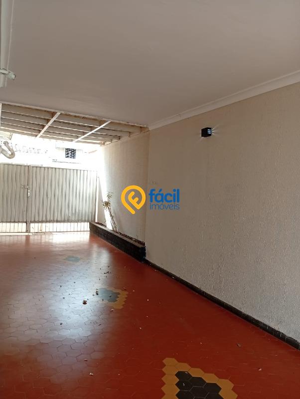 Casa para aluguel no Centro: 