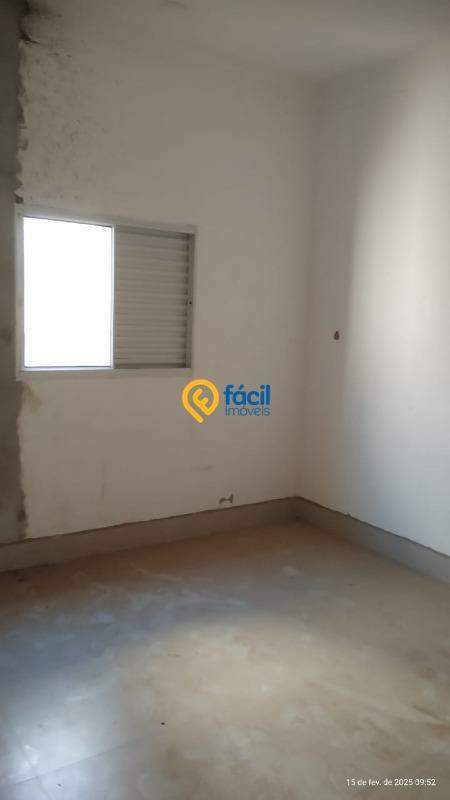 Casa à venda no Centro: 