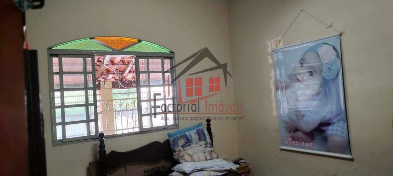 Casa à venda no Alípio de Melo: 